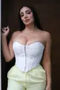 CORSET BLANCO CON VARILLAS Y COPAS