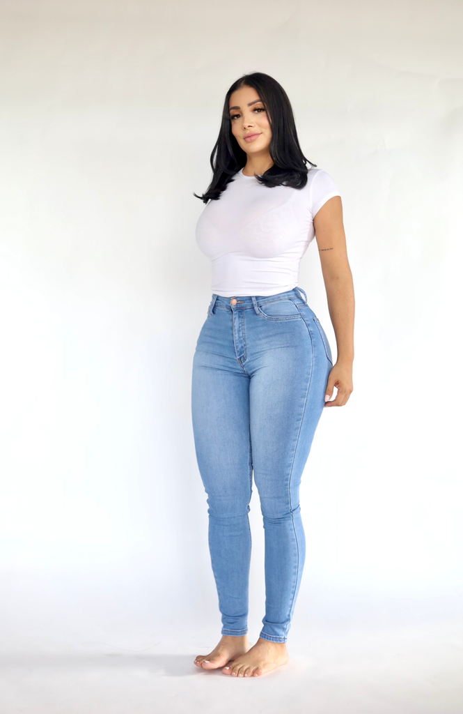 PANTALON VIBRANT SKINNY CLÁSICO TONO MÉDIUM