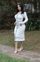 VESTIDO MIDI CON BOTONES AL FRETE Y CINTILLO