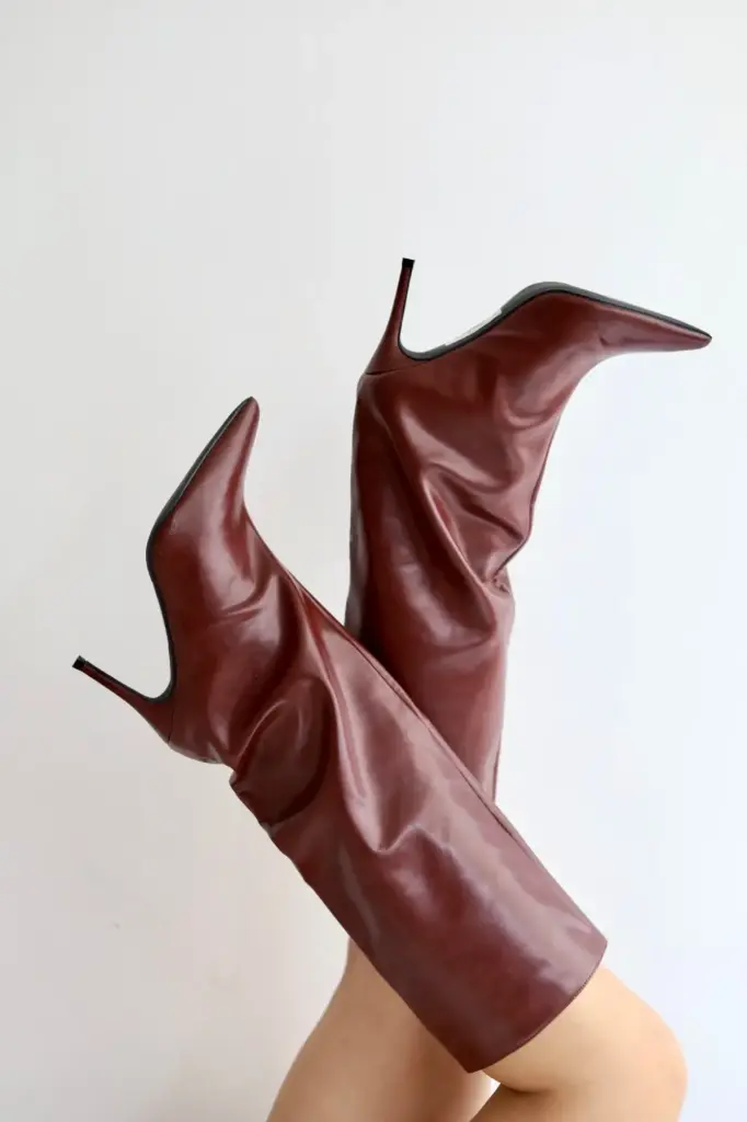 BOTA LARGA BURGUNDY 
