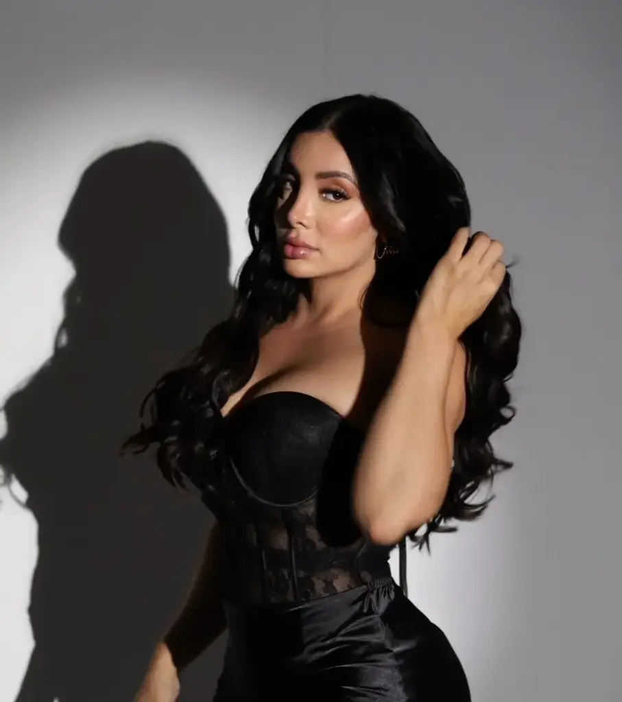 [CORSET MANGO7 CT487 CINTILLA AJUSTABLE S/M NEGRO] CORSET LARGO DE ENCAJE CON PEDRERIA Y CINTILLA AJUSTABLE  (Negro, S/M)