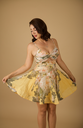 VESTIDO MINI FLORAL ESCOTE CORAZON