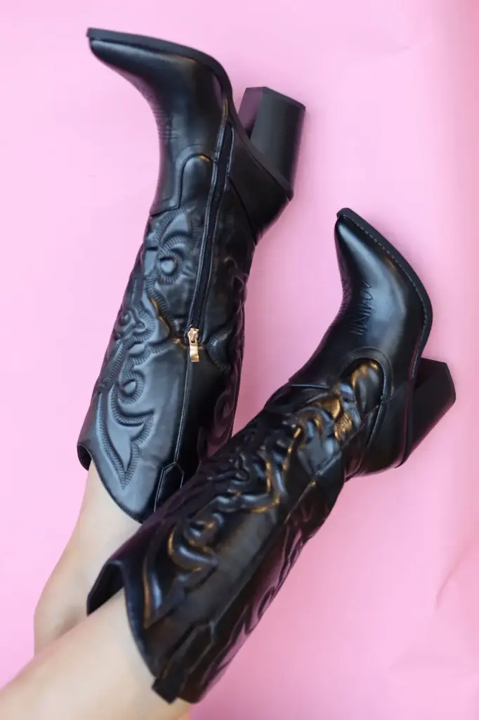[BOTAS BERNESS KASEY NUDE 3.5] BOTAS VAQUERAS NEGRAS BRILLANTES (6.5 us - 3.5 mx)