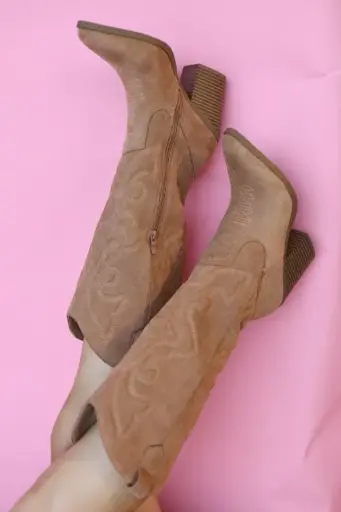 BOTAS VAQUERAS DE GAMUZA