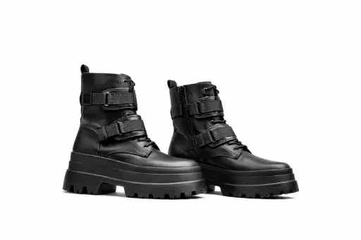 BOTINES BAJOS NEGROS